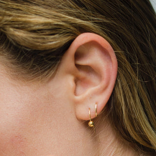 14k Gold Infinito Hoop