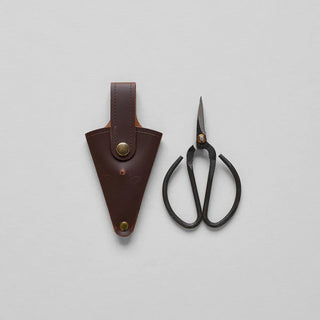 Scissors in Leather Pouch