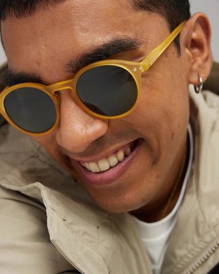 #D Iconic Pantos Sunglasses | Yellow Honey