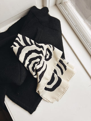 Linea Scarf | Ivory