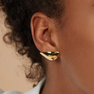 Lobe Earrings | Gold