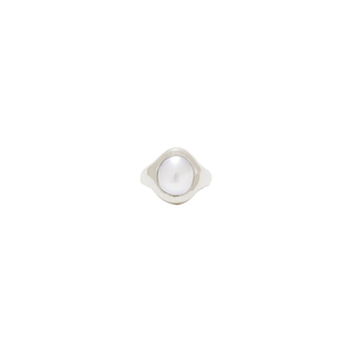 Simple Pearl Ring